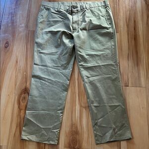 Haggar Men's Tan Chinos. New